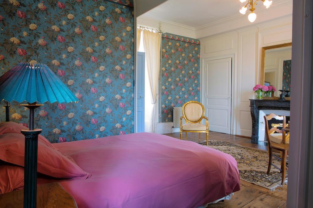 Abbaye Du Palais Bed and Breakfast Thauron Eksteriør billede